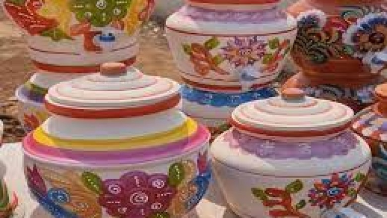 दुर्ग में बिक रहे राजस्थान और बंगाल के मिट्‌टे से बने  डिजाइनर घड़े  : पानी रहता है एकदम ठंडा