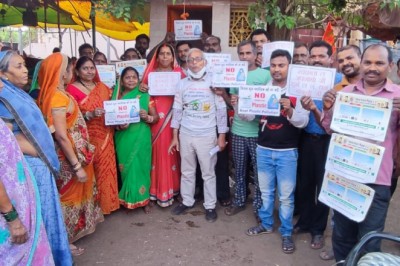 सिंगल यूज प्लास्टिक का नहीं करेंगे उपयोग। थैले में देंगे  साग भाजी एवम सामान । मां शीतला सब्जी बाजार में विक्रेताओं ने लिया निर्णय