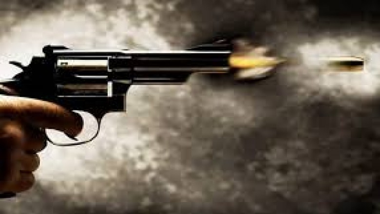 ट्रिपल मर्डरः सरेराह युवक ने साली और बेटी को दी दर्दनाक मौत,खुद को मारी गोली,
