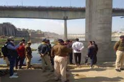 दो के शव मिले, एक लापता; परिवार में अगले हफ्ते बड़ी बहन की शादी
