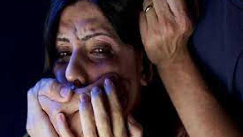 एम्स के डॉक्टरों ने तैयार की है, जिसमें ये बात सामने आई है कि लॉकडाउन के दौरान घरेलू हिंसा के केस बढ़े हैं