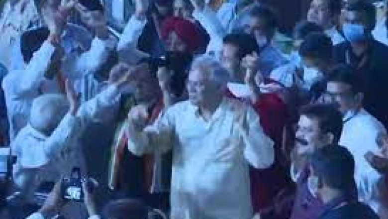 मंगरैलगढ़ देवी मंदिर में पूजा-अर्चना से सीतापुर दौरे की शुरुआत, यहां भगवान राम भी आए थे