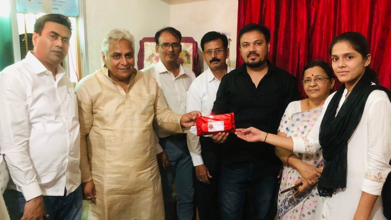 बधाई :  वोरा ने दी  12 वी कक्षा की छात्रा  शाईना को बधाई