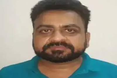 ऑफिस में नाबालिग सेल्स गर्ल से अश्लील हरकत, करोड़पति बिल्डर गिरफ्तार