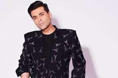 Birthday Special:  नेट वर्थ जानकर उड़ जाएंगे आपके होश  मोटी  कमाई करते हैं करण जौहर