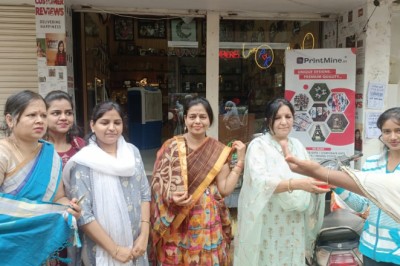 अग्रवाल महिला छत्तीसगढ़ इकाई - गर्मी के दिनों में स्टॉल लगाकर जलपान की व्यवस्था