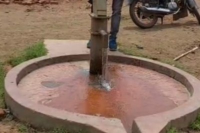 ग्राम मेटाटोड़के में नहीं है पानी की समस्या :  8 परिवार के लिए 3 हैण्डपंप है चालू स्थिति में