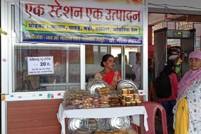राष्ट्रीय शहरी आजीविका मिशन द्वारा गठन किए गए स्व सहायता समूह को रोजगार/ स्वरोजगार हेतु लगातार प्रेरित किया जा रहा: