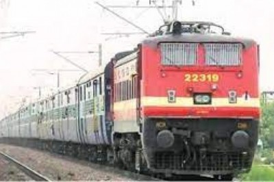 4 महीने से बंद ट्रेनें फिर 15 दिन रद्द कीं; इनमें एक्सप्रेस से लेकर लोकल तक शामिल