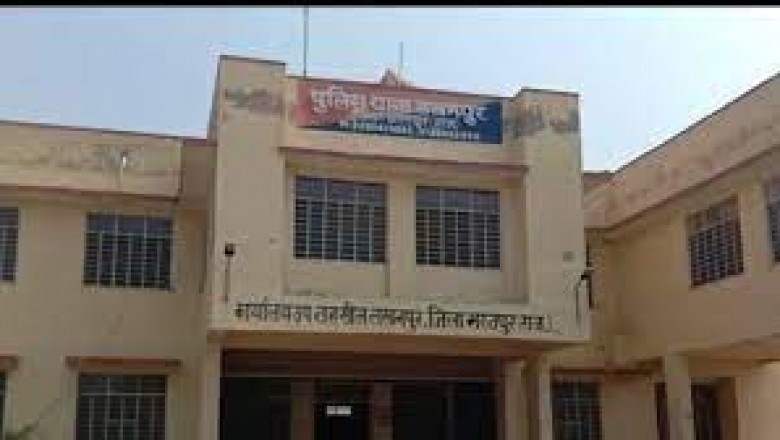 स्कूल से चुराए थे कंप्यूटर, प्रोजेक्टर समेत 2 लाख के सामान, पुलिस के हत्थे चढ़े 4 आरोपी