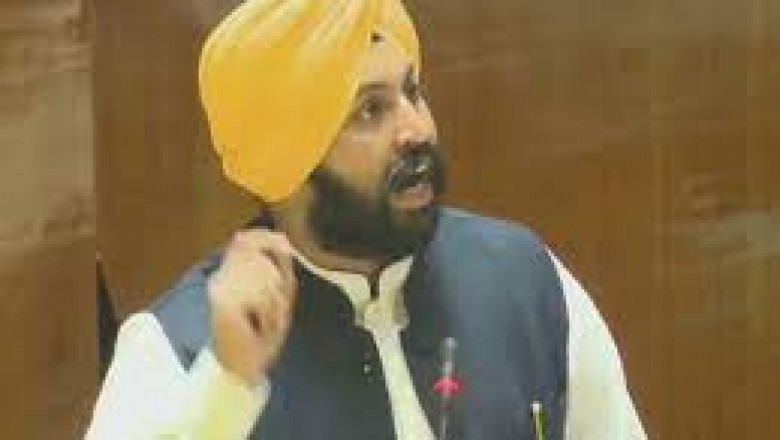 मंत्री को बजट में बोलने का अधिकार नहीं ,कांग्रेसी बोले,खनन मंत्री ने कांग्रेस राज की गड़बड़ियां बताई,