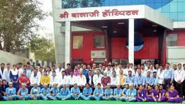 श्रीबालाजी हॉस्पिटल में मनाया गया डॉक्टर्स दिवस, डॉ. देवेंद्र नायक ने कही ये बात…