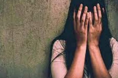 ब्लैकमेल कर 6 माह तक करता रहा दुष्कर्म 13 साल की बच्ची  के साथ ,