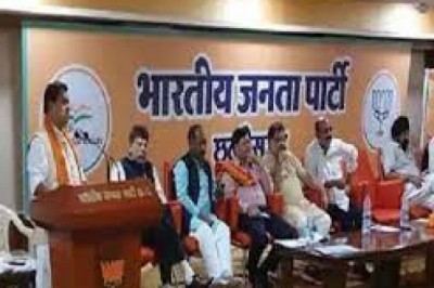 वोटिंग छत्तीसगढ़ की जनता का अपमान, आदिवासी महिला राष्ट्रपति के खिलाफ