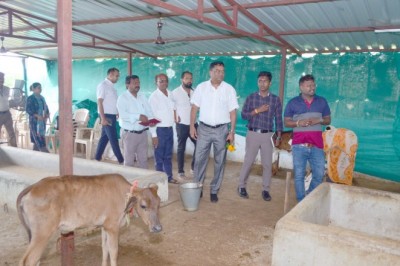शासन की लोकहितैषी योजनाओं का कारगर असर गांवों के रूरल इंडस्ट्रियल पार्क के रूप हो रहा साकार