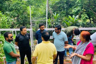 निगम आयुक्त लोकेश चंद्राकर के भेलवा तालाब का किया निरीक्षण, तालाब परिसर में देखी सफाई व्यवस्था, मॉर्निंग वॉक में घूम रहे लोगों से लिया फीडबैक