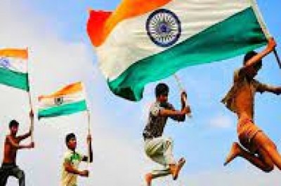 सभी अधिकारियों को हर घर झंडा अभियान की व्यापक तैयारी करने केदिए निर्देश