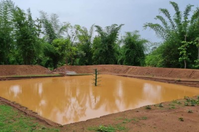 डोंगरगढ़ तथा छुईखदान ब्लॉक में भ्रमण के दौरान शासन की फ्लैगशिप योजना नरवा विकास कार्यों का किया अवलोकन