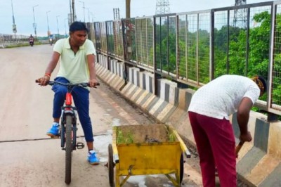 आयुक्त ने सुंदर व स्वच्छ शहर की परिकल्पना के तहत सफाई व्यवस्था में और बेहतर कार्य करने के निर्देश दिए: