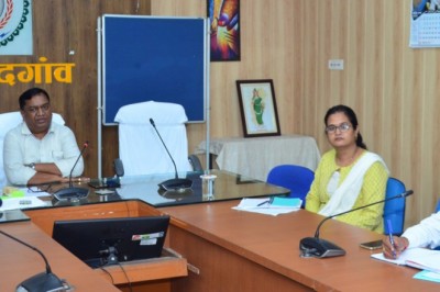 स्वीकृत निर्माण कार्यों को निर्धारित समयावधि में पूर्ण करने के दिये निर्देश