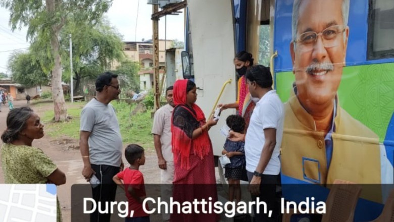 आयुक्त पहुंचे स्वास्थ्य शिविर, मरीजों से हुए रूबरू