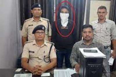 टिकट दलाल गिरफ्तार… मिली इतनी टिकटें