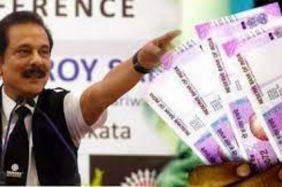 सहारा के निवेशकों ने जिलाधीश को दिया अल्टीमेटम