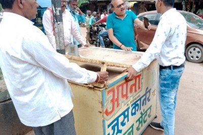 कार्रवाही: सड़क किनारे से हटाया गया अतिक्रमण,दोबारा कब्जा करने पर होगी कड़ी कार्रवाही: