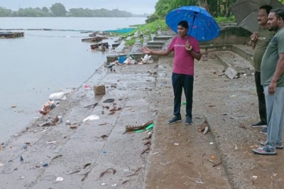 शिवनाथ नदी तट पर प्रतिमाएं विसर्जन के बाद नदी व तालाबो में साफ सफाई के निर्देश: