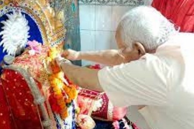 CM बघेल के निमंत्रण पर कौशल्या माता मंदिर पहुंचे