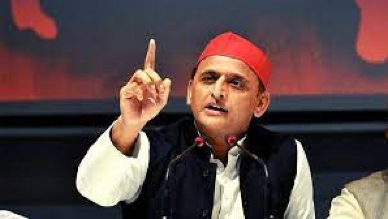 UP विधानसभा मानसून सत्र : सदन में बिजली को लेकर तकरार, अखिलेश यादव ने पूछा- किसानों को मुफ्त बिजली देने का वादा किया था
