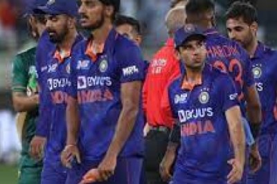 खेल :   खाना परोसे जाने पर भड़के टीम इंडिया के ‘गब्बर‘, सीएम योगी से की ये मांग