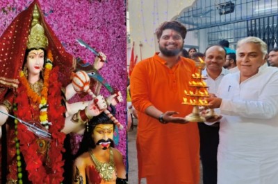 महाआरती में भक्तिमय हुआ पंडाल,विधायक ने अधिकारी व कर्मचारियों के साथ किया माँ  की महाआरती :