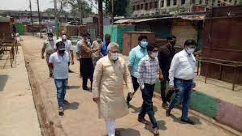 इंदिरा मार्केट के 305 सब्जी पसरा व्यवसायियों की सूची दावा आपत्ति के लिए निगम कार्यालय में किया गया चस्पा:
