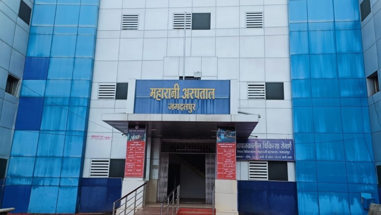 दीर्घायु कैंसर वार्ड में 22 महिलाओं की हुई जांच  स्तन में असाधारण गांठ हो सकती हैं कैंसर का कारण :