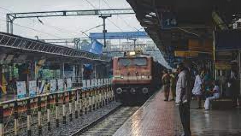 3 ट्रेनों का रूट बदला ,Chhattisgarh से गुजरने वाली 24 ट्रेनें Railway ने फिर की रद्द :