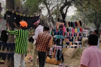 जीई रोड सड़क किनारे से कबाड़ और बेतरतीब खड़े वाहनों को हटाने का निगम ने चलाया अभियान :