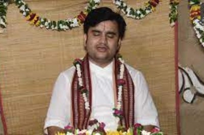 राजनंदगांव : श्रीधाम वृंदावन के भागवत कथा वाचक पं.इंद्रेश उपाध्याय जी  :