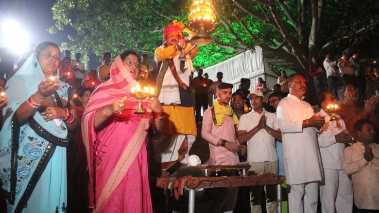 कार्तिक पूर्णिमा के अवसर पर मोहारा में आयोजित तीन दिवसीय मोहारा मेला रंगा रंग सांस्कृतिक कार्यक्रम के साथ सम्पन्न