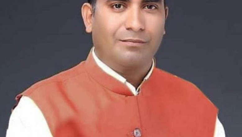 सीएम बघेल के जनहितैषी निर्णयों ने विकास के नए आयाम स्थापित किए हैं – महेंद्र यादव :