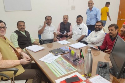कलेक्टर ने मुख्यमंत्री  भूपेश बघेल के भेंट-मुलाकात कार्यक्रम की तैयारी के लिए दिए आवश्यक दिशा-निर्देश