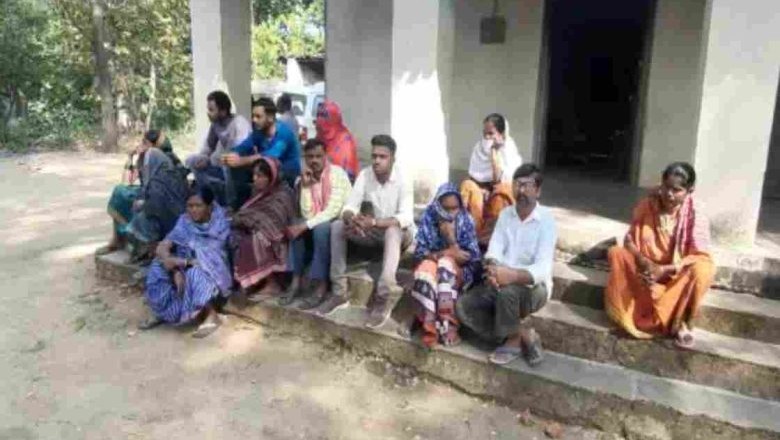 गरियाबंद मामला : दूसरे दिन प्रदर्शन से पहले ग्रामीणों को रास्ते से उठाकर अस्थायी जेल में बिठाया, आरोपियों की धर पकड़ भी शुरू