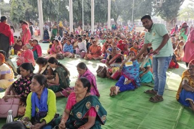 दुर्ग : खुर्सीपार में आयोजित जनसंवाद कार्यक्रम में बताया बीमारी से बचाव के उपाय :