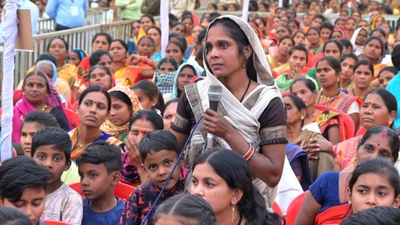 मुख्यमंत्री ने भेंट-मुलाकात कार्यक्रम में सुकुलदैहान में दी सौगात :