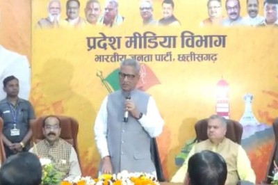 ओम माथुर का भाजपा मीडिया विभाग को बड़ा संदेश, ‘राहुल और कांग्रेस को भूल केवल भूपेश बघेल और विधायकों पर करें फोकस