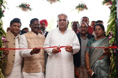 मुख्यमंत्री ने पुलिस अधीक्षक कार्यालय राजनांदगांव में पुलिस जन संवाद केन्द्र भवन का किया उद्घाटन :