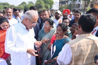 मुख्यमंत्री से  भेंट-मुलाकात श्रीमती पूर्णिमा नागदेवे पार्षद वार्ड क्रमांक 10 :