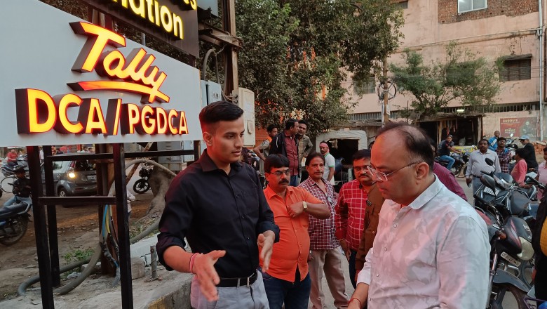 कब्जे पर ताबड़तोड़ कार्रवाही से दुकानदारो में हड़कंप