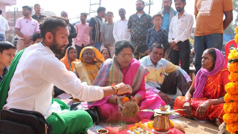 मोतीपुर रामनगर में निर्मित सामुदायिक भवन (रविदास समाज) का महापौर ने किया लोकार्पण
