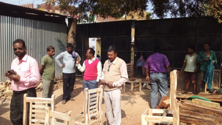 आवासीय क्षेत्र में व्यवसायिक उपयोग, फर्नीचर दुकान को बार-बार नोटिस देने के बाद भी था काम चालू, निगम ने किया सील बंद, रहवासियों ने की थी शिकायत
